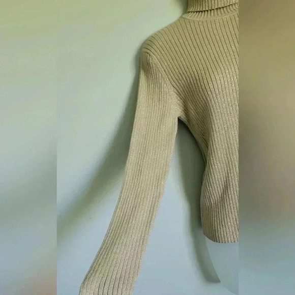 VTG NWT The Limited Long Sleeve stretchy Gold Sparkle turtle neck, size small - Picture 5 of 9